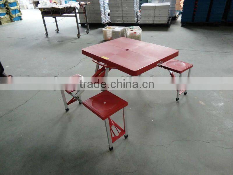 Outdoor Plastic Folding Table