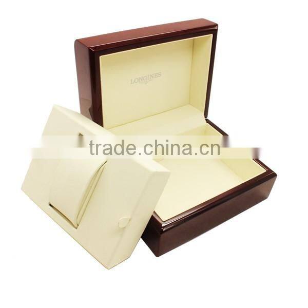High gloss prevalent wood watch box