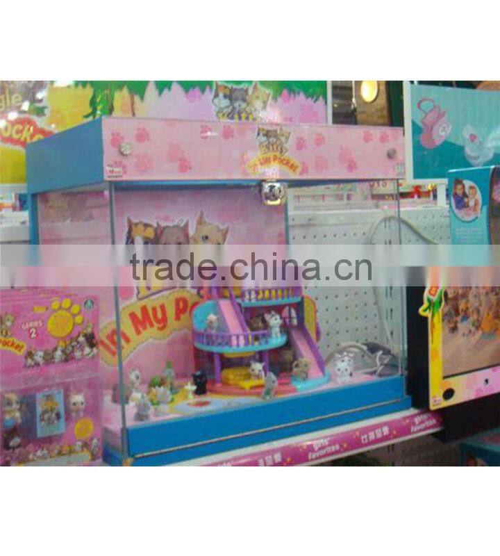 AD083 Toys Display