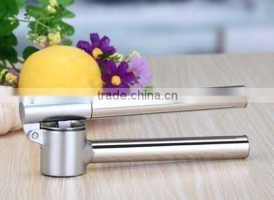 2016 Hot New Products Stainless Steel Garlic Press