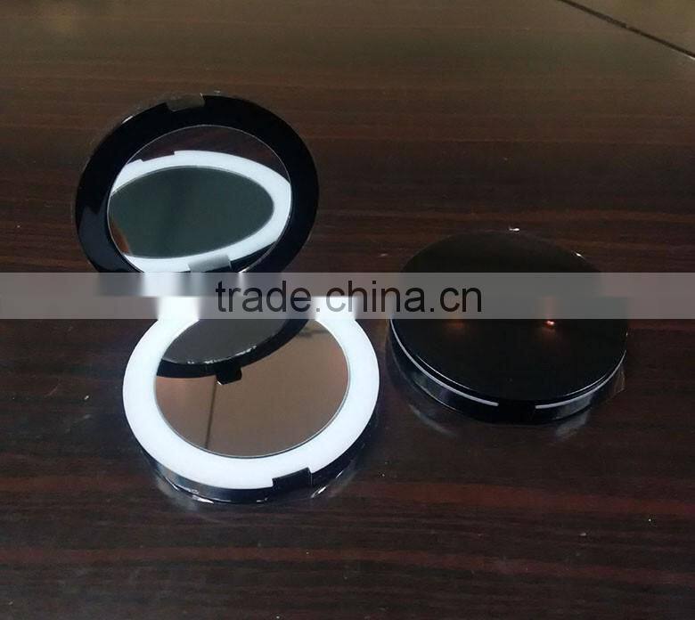 Hot sales fashion gift rohs power bank mirror 2600mah