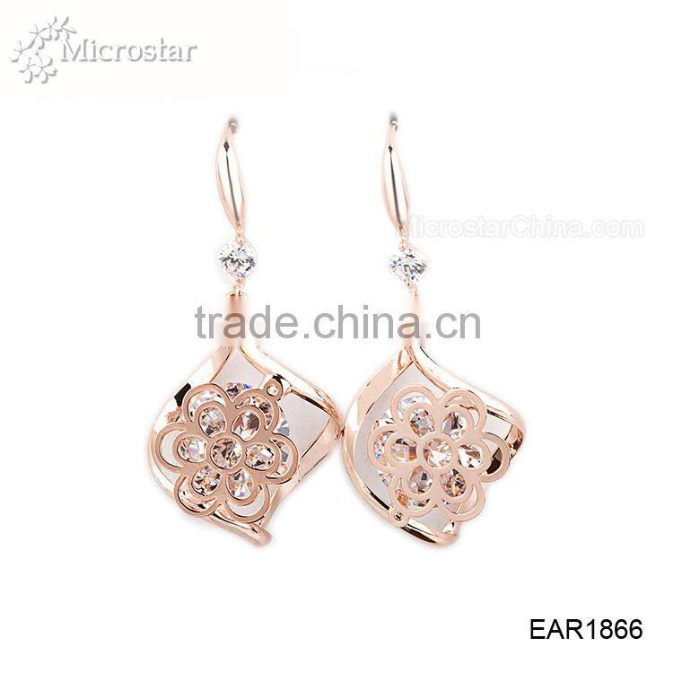 Lucky 18K Gold Four Leaf Clover Shape Diamond Stud Earring