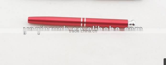 Professional retractable cosmetic lip brush red