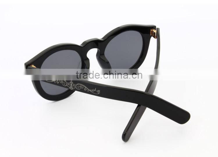 black custom round mirror sunglasses