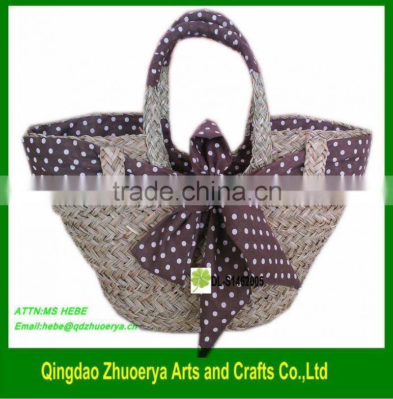 Handmade natural seagrass straw tote bag