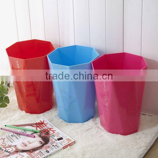 indoor plastic trash can