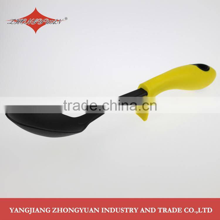 Non-slip love heart shape handle plastic nylon skimmer kitchen utensils