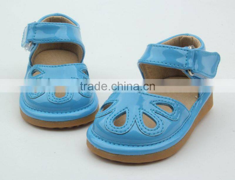 Wholesale Children Shoes Funny Musical Shoes Kids Squeaky Shoes