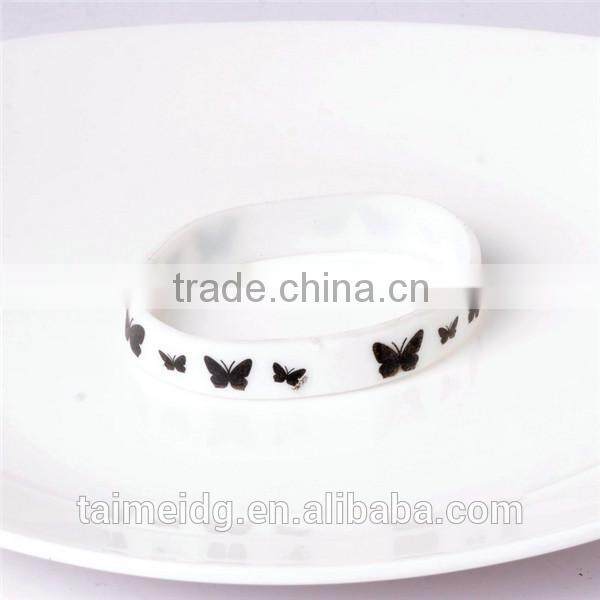 Hot selling debossed ink filled band