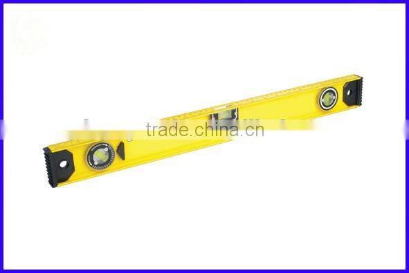 Spirit level vial with retractable hanging hook