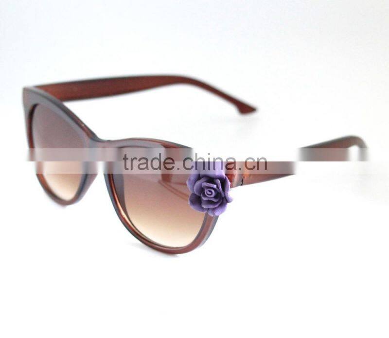 2015 made in china wholesale Plastic flower Fashion sunglasses
