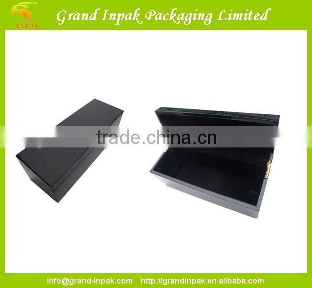 Wooden Win box with lock and insert