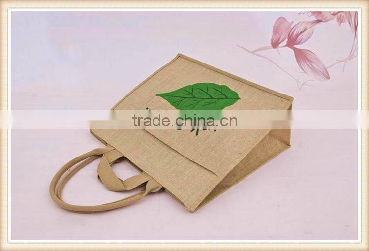 Double tote jute bag with pocket front