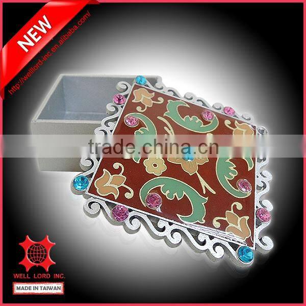 High end romantic solid jewelry custom gift box