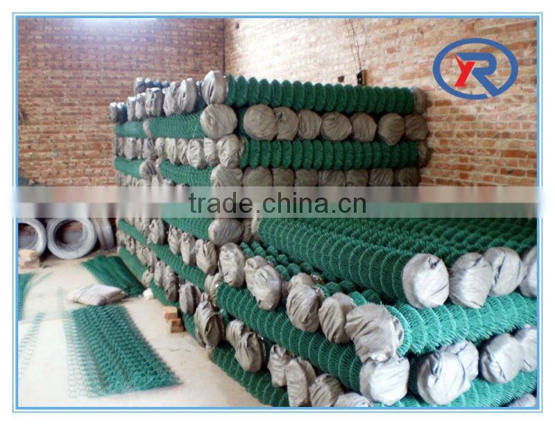 China Supplier cheap Galvanized and PVC Coated Diamond Mesh decorative Chain Wire Chain Link Fence