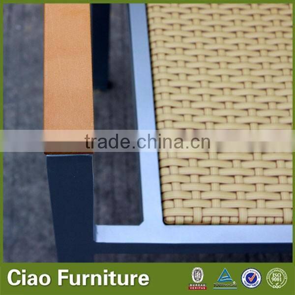 Aluminum rattan garden chair with teak wood arm