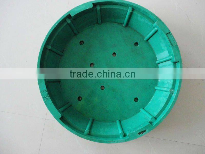 Plastic garden manhole cover