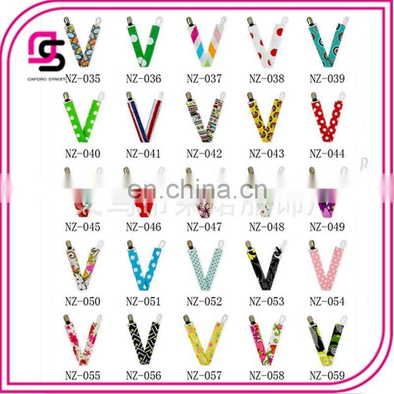 2016 Unisex Stylish Designs Pacifier Clip Diaper Holders