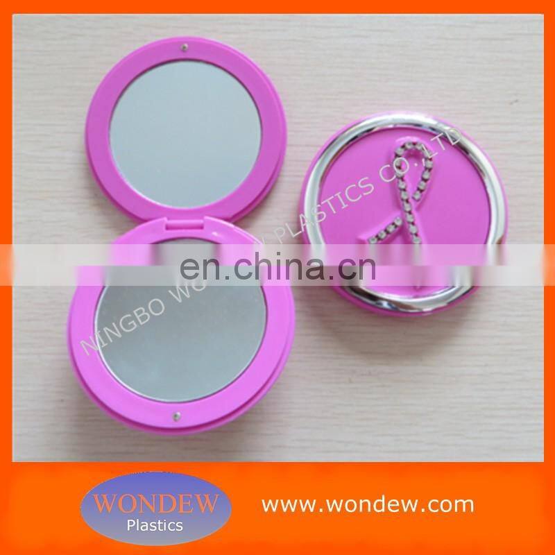 Triangle golding mirror for make up