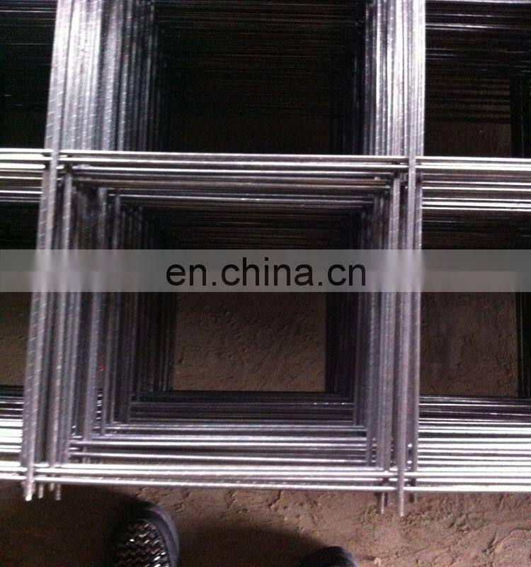 2020 High quality galvanized steel and PVC coated welded wire mesh fence for sale