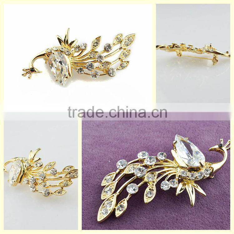 Factory cheap accessories wedding gold peacock dance brooches