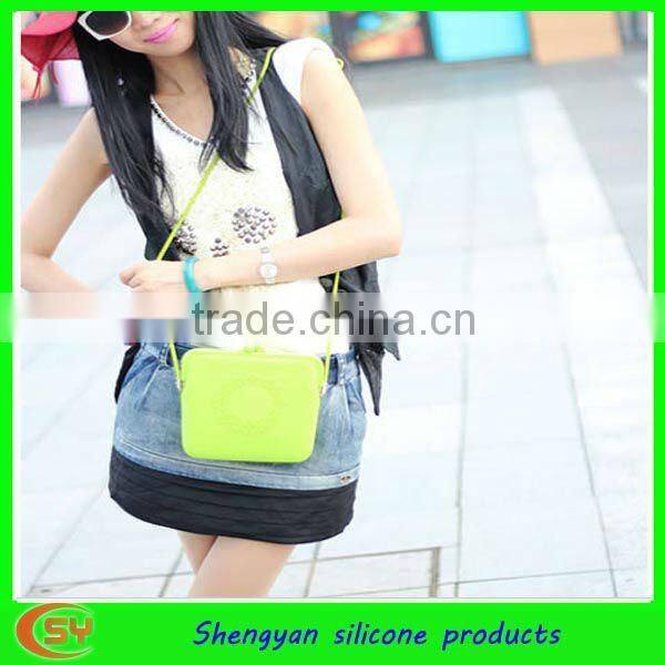 2012 newest design fashion silicone bags for woman