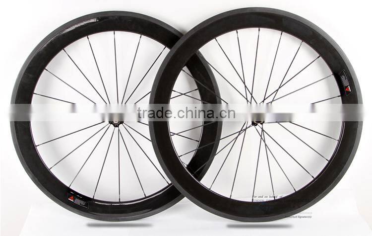 700C Carbon Fiber Wheelset bicycle wheelset is suitable for complete carbon road bike