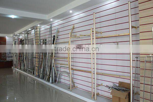 Chrome plating slatwall hat display