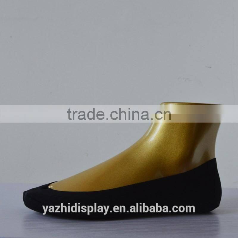 Fashion flip-flops and ankle display Golden mannequin foot