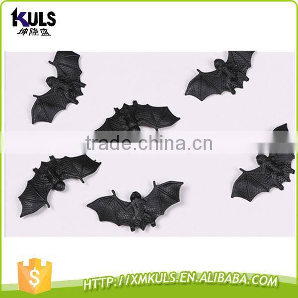 Black plastic bat a Halloween party decoration plastic insect toy