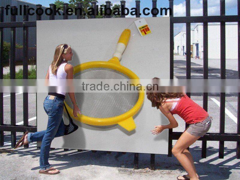 STAINLESS STEEL OIL STRAINER W/COLORFUL PLASTIC HANDLE AND HANGERS