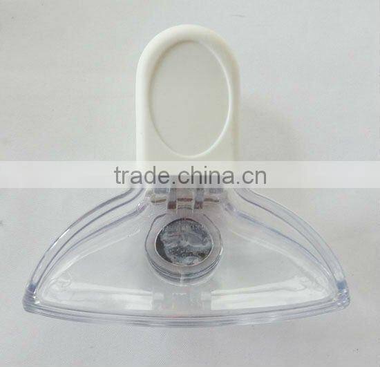 2 pcs one set ABS+TPR+black magnetic cutting food clip