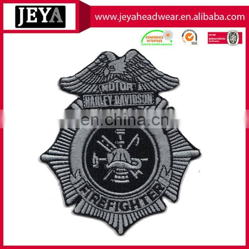 Customized football team badge sew on clothing embroidery patches