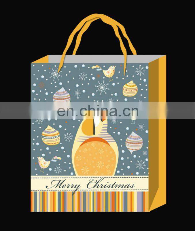 Hot sale matte laminated paper christmas gift bag