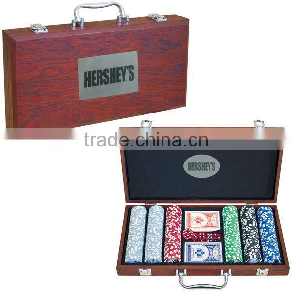 professional poker chip set in casino,play chip set with black aluminum case - 2014