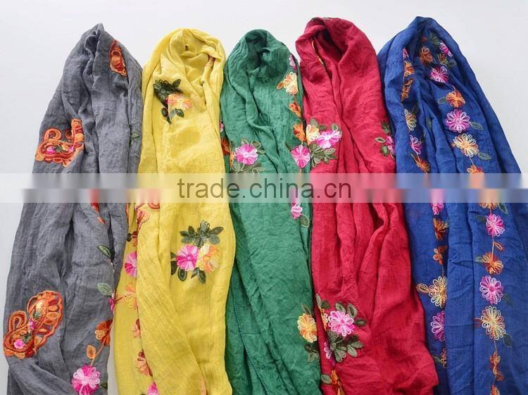 Good Quality Flowers Embroideried Soft Cotton Shawl Scarf Hijab