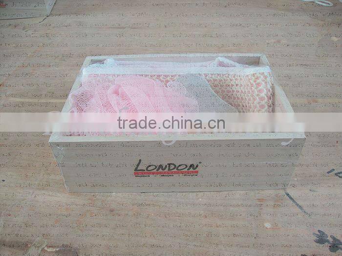 Natural wooden/bamboo bath and body spa gift set