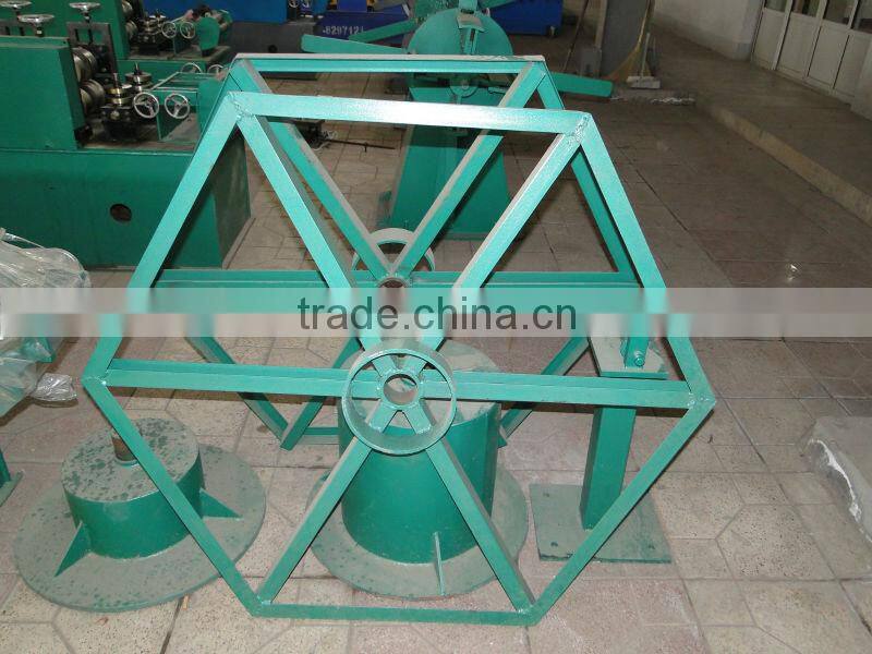 Bar roll forming machine