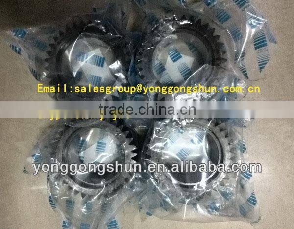 KOBELCO EXCVATOR TRAVEL MOTOR DRIVEN GEAR LQ15V00007S086