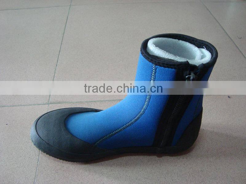 Professional comfortable mens slip-resistant cut-resistant customerize 5mm neoprene dive boots