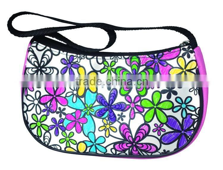 DIY Toy designing coloring your own fashion hand bag with 5 markers