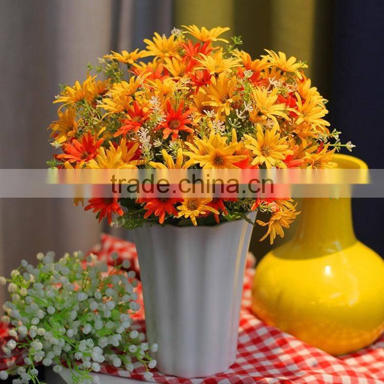 LF438 hotel restaurant decoration artificial plastic mini daisy plant in different colors