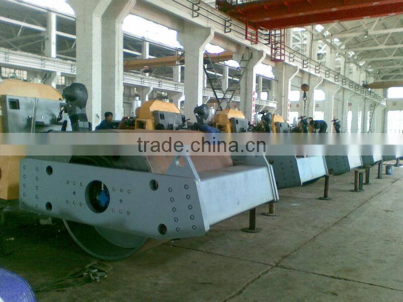 20 ton single drum dual-amplitude vibratory road roller in hot sale
