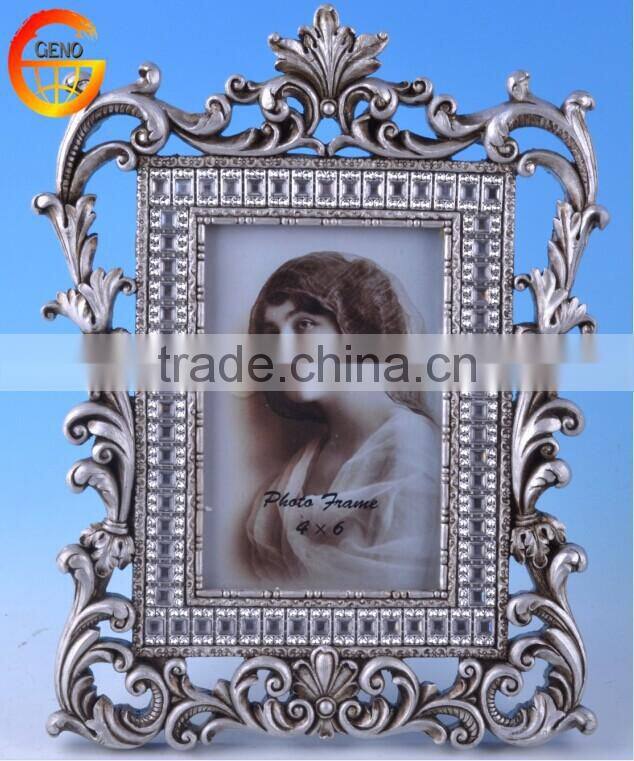 Silver color finished love photo frame
