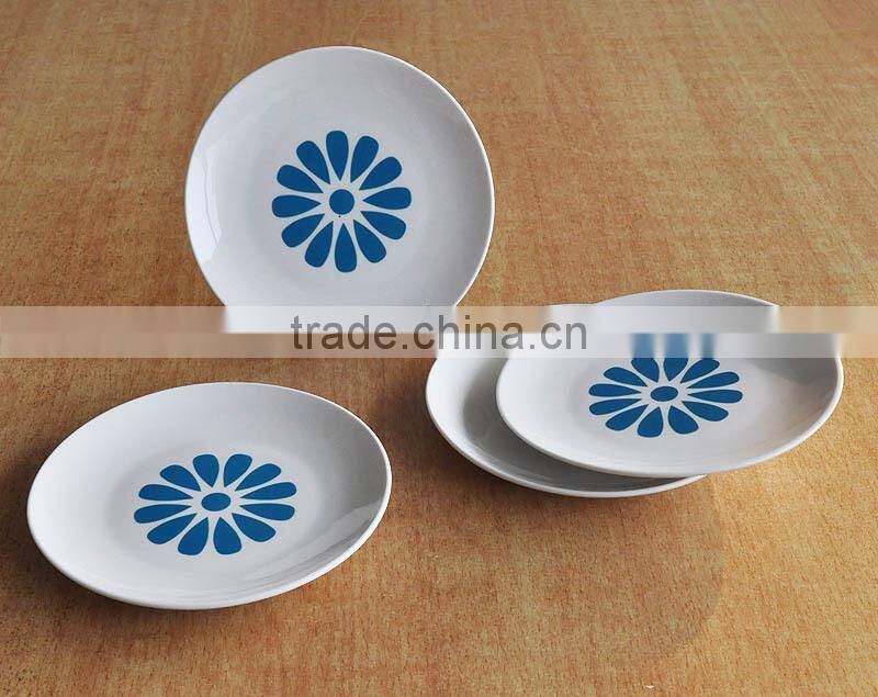 Round Shape Ceramic Plate with Pretty Decal Printing