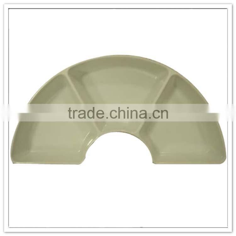 Melamine compartment plates, 3 sections plastic white dishes in moon shape