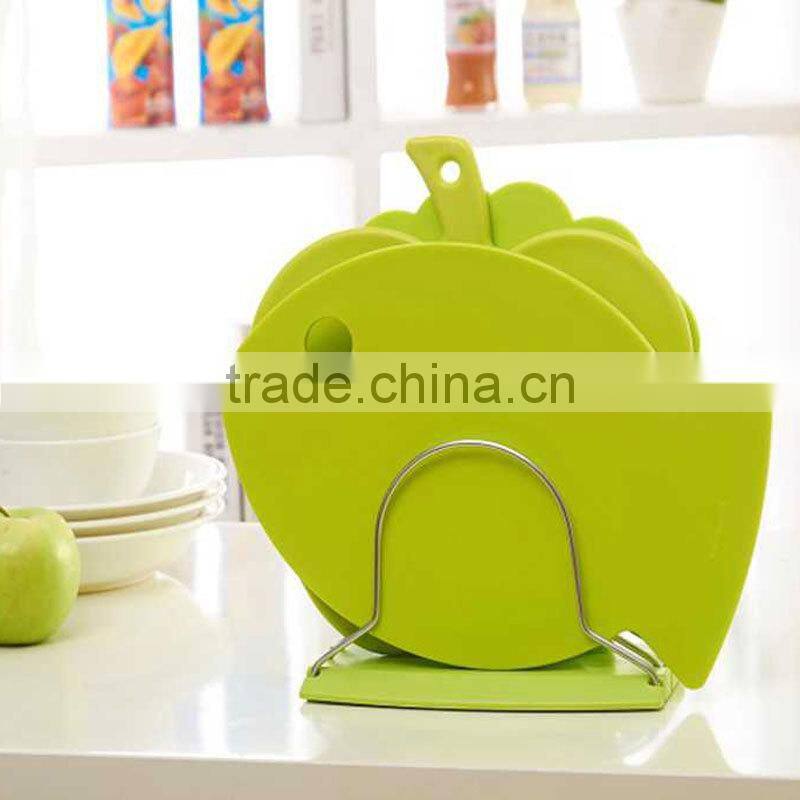 High Quality Antibacterial Plastic Cutting Board with handle