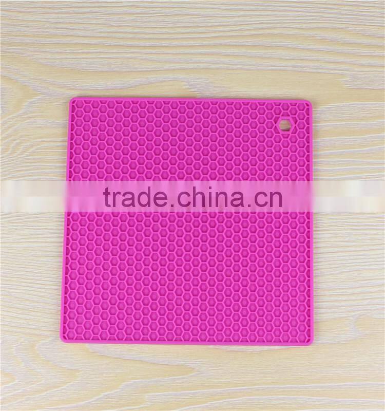 Square shape heating resistant non-stick silicone mat for baking