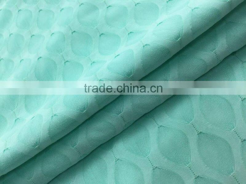 2015 new hot selling knitted 100% polyester jacquard fabric for woman garment