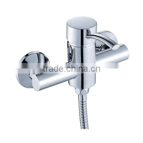 Wall Mounted Bath and Shower Faucet High Quality